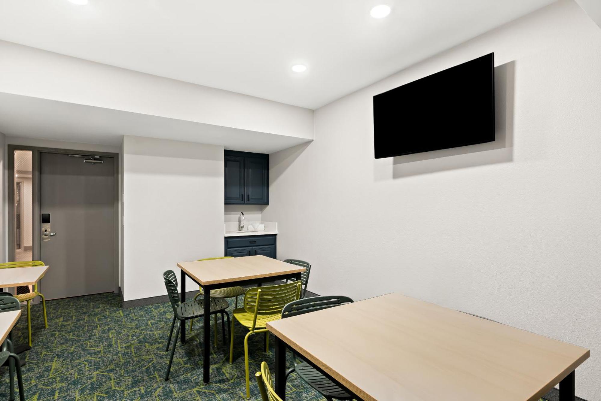 Spark By Hilton Williams Newly Opened 2025 מראה חיצוני תמונה