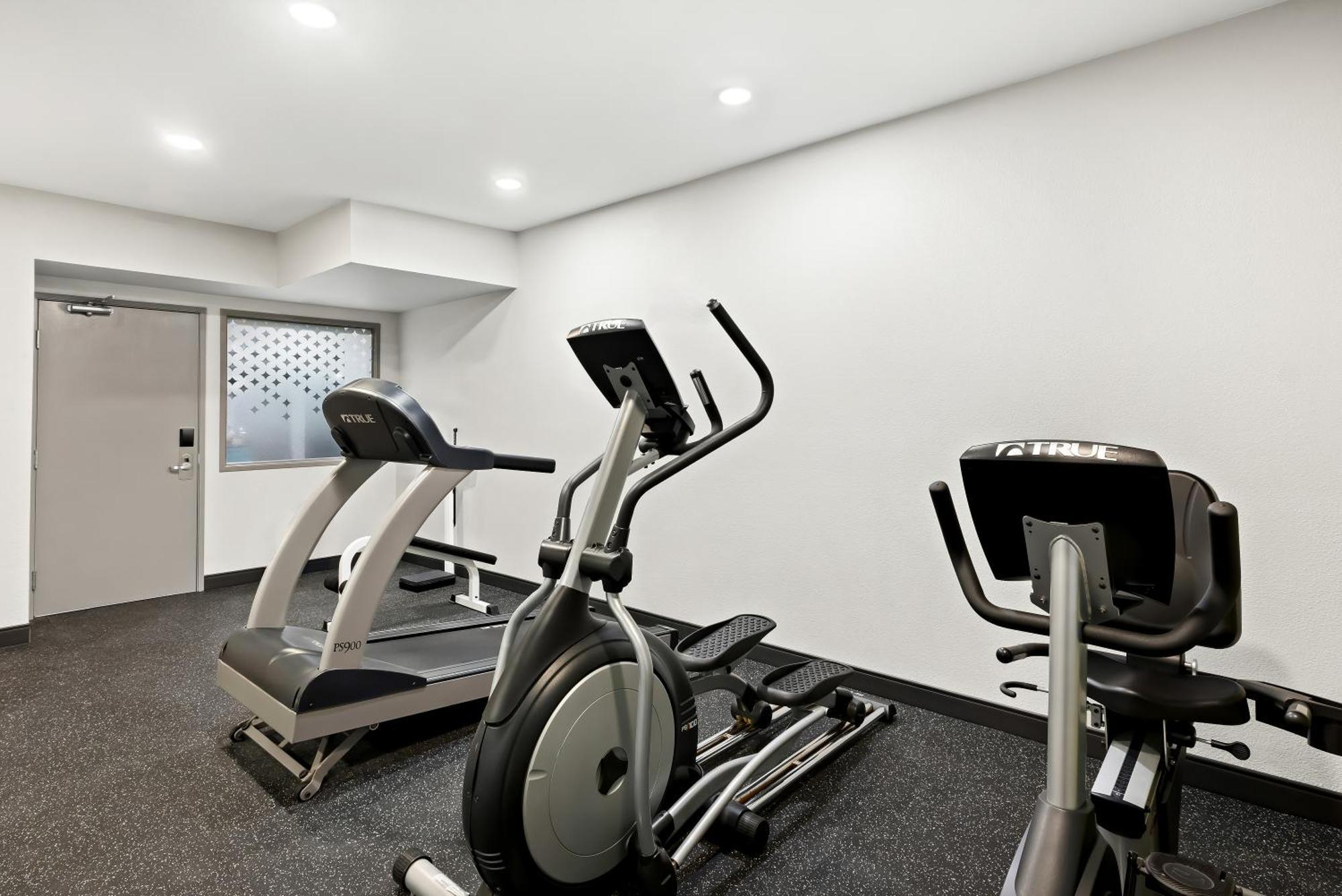 Spark By Hilton Williams Newly Opened 2025 מראה חיצוני תמונה